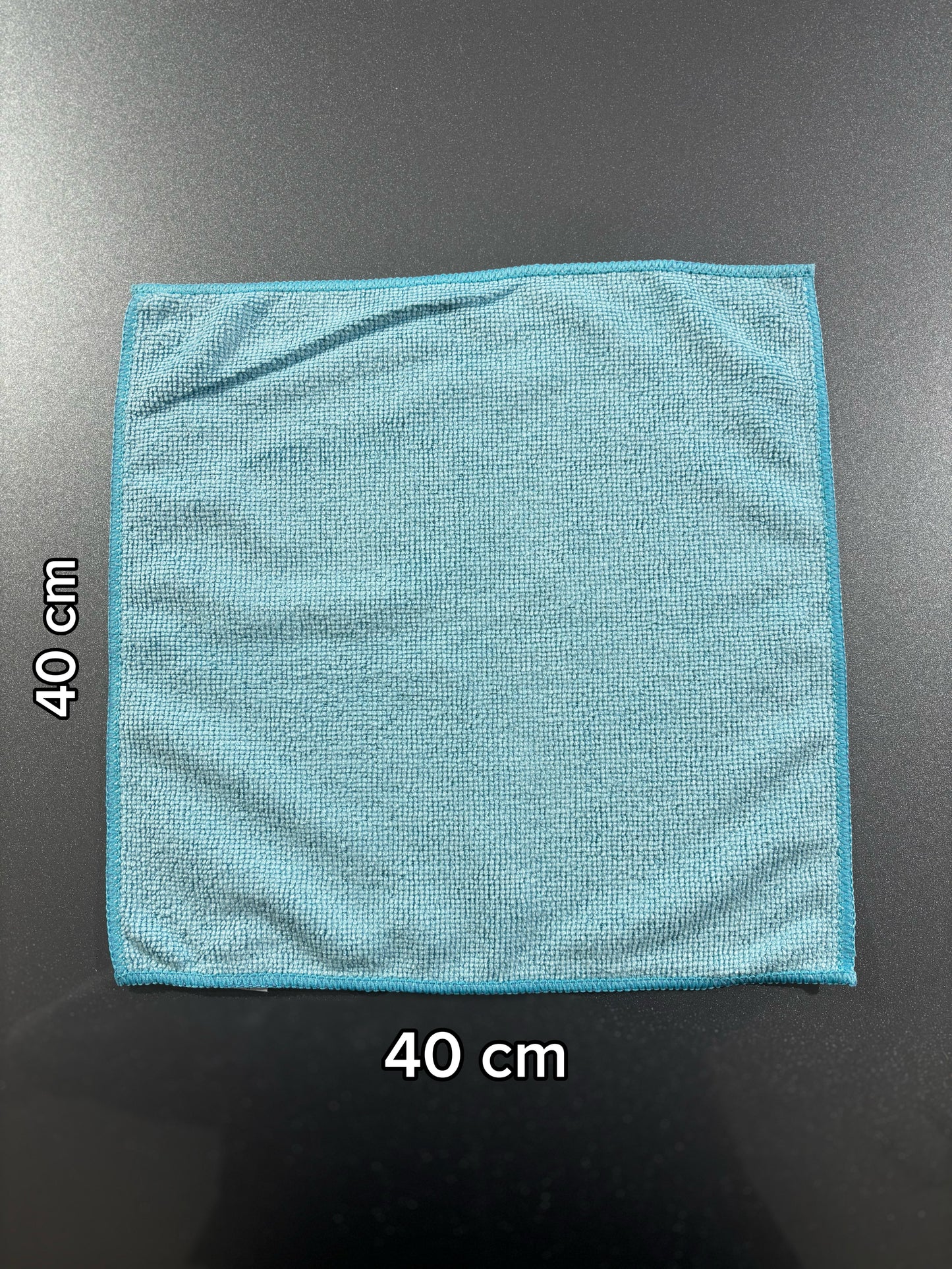 Kit Detailing Professionale 4 Prodotti + 2 Panni in Microfibra (1 Omaggio)